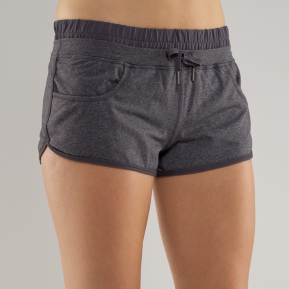 Lululemon Strength and Tone Short Heathered Coal / Coal